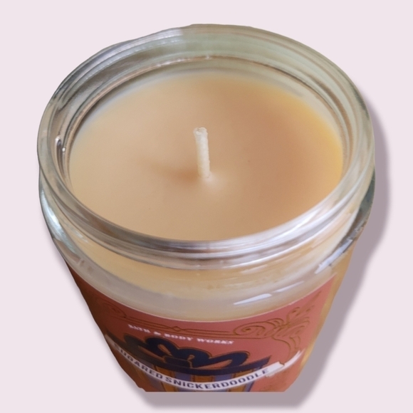 **Bath & Body Works Candle** Sugared Snickerdoodle Single Wick - Picture 4 of 5